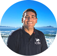 Dr. Ricardo Cruz